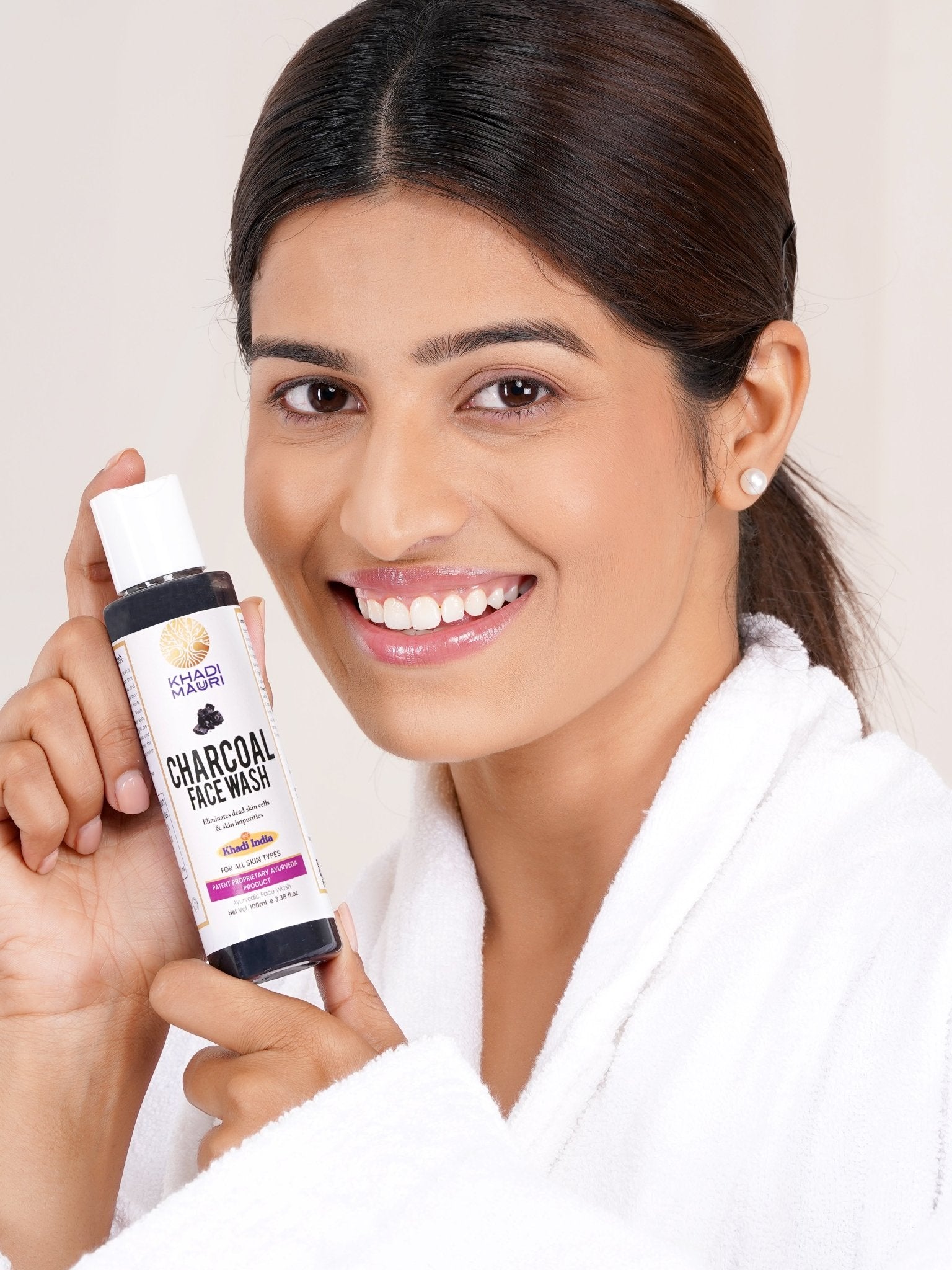 Khadi Mauuri Ubtan Face Wash + Charcoal Face Wash Combo (100 ml Each) - Khadi mauri - 